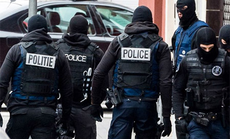 Miembros de la Policía de Francia Investigan a una pareja que pretendía cometer un ataque terrorista en Francia